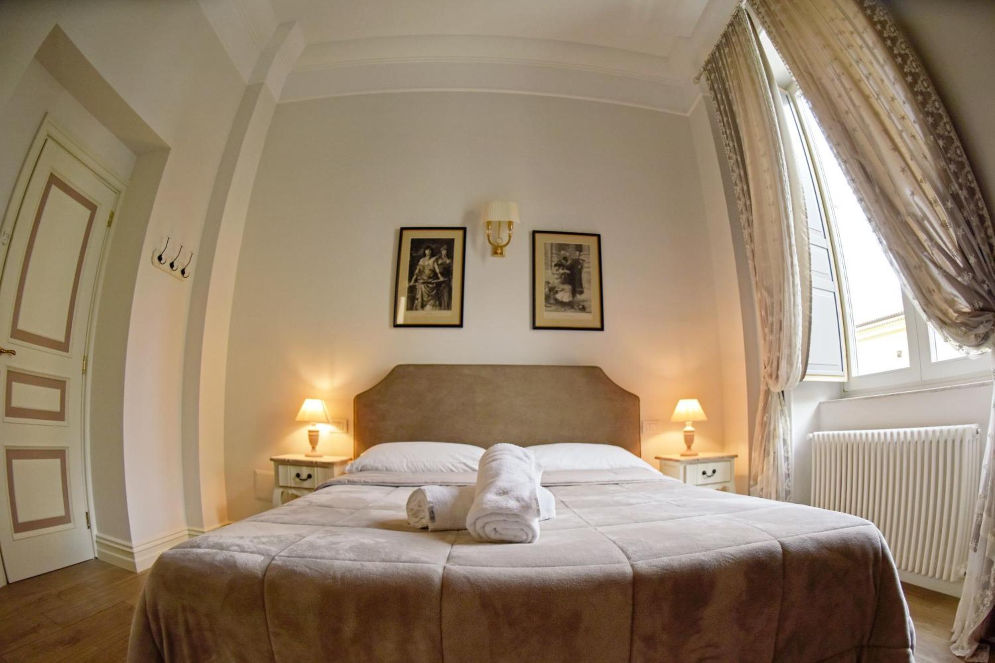 Al Centro Luxury Home Caserta Ngoại thất bức ảnh